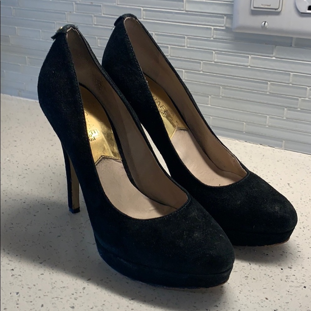 Michael Kors Black Pumps - Size 7